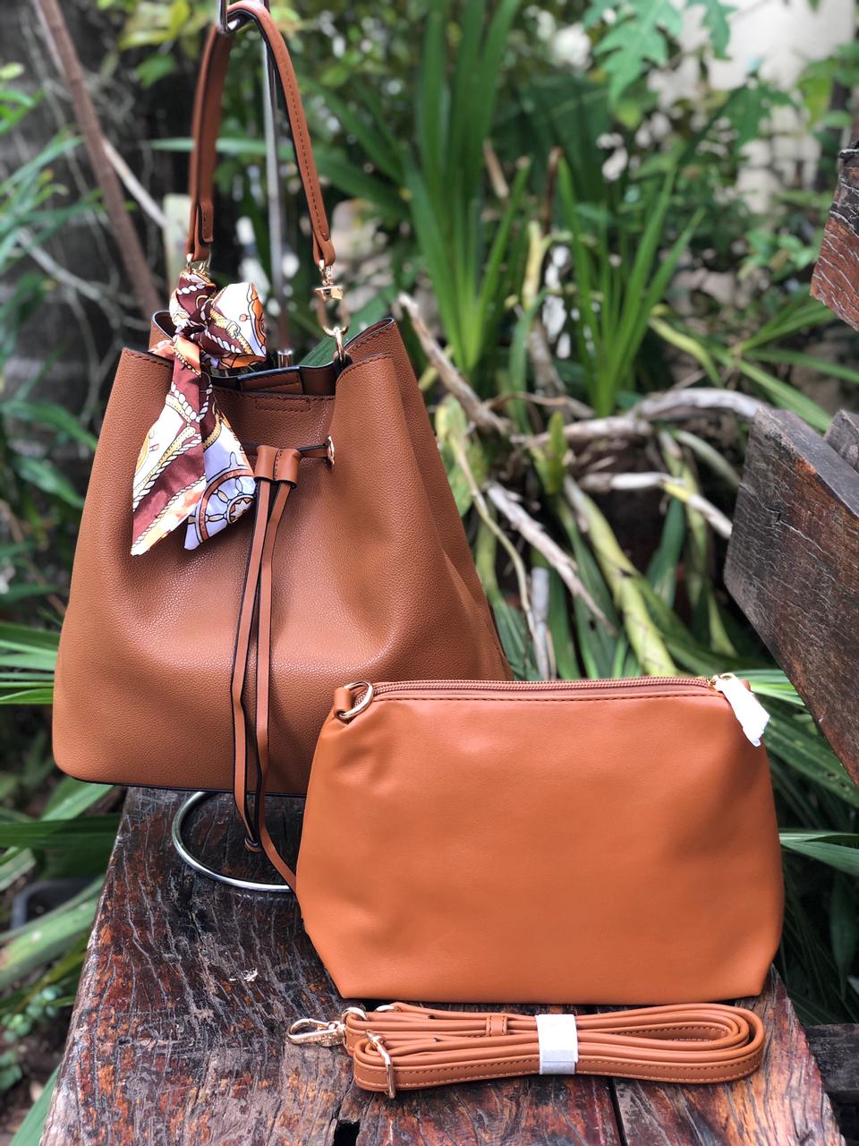 BOLSA BUCKET BELLA PAULLA