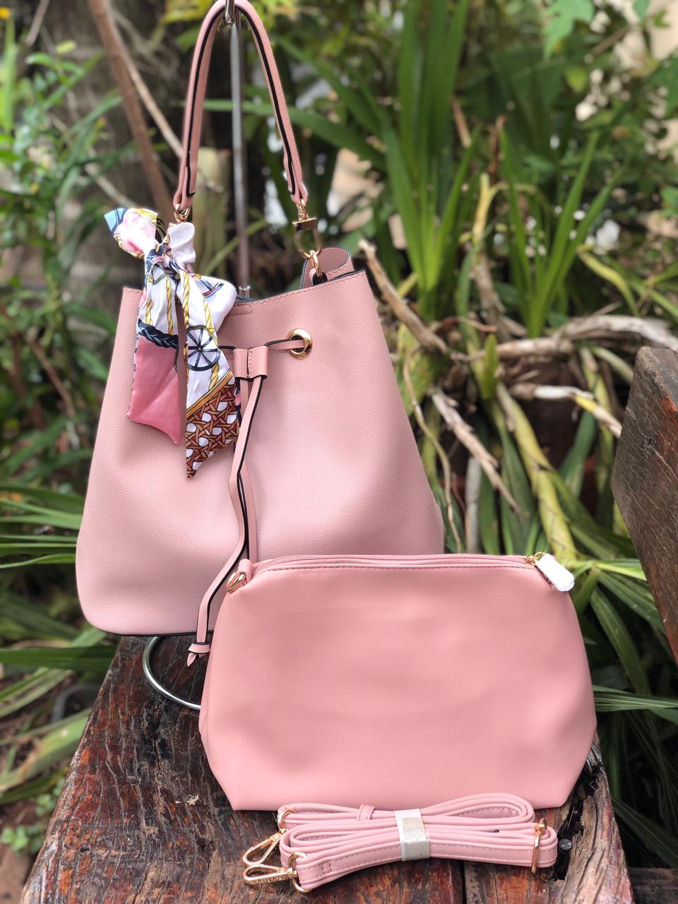 BOLSA BUCKET BELLA PAULLA